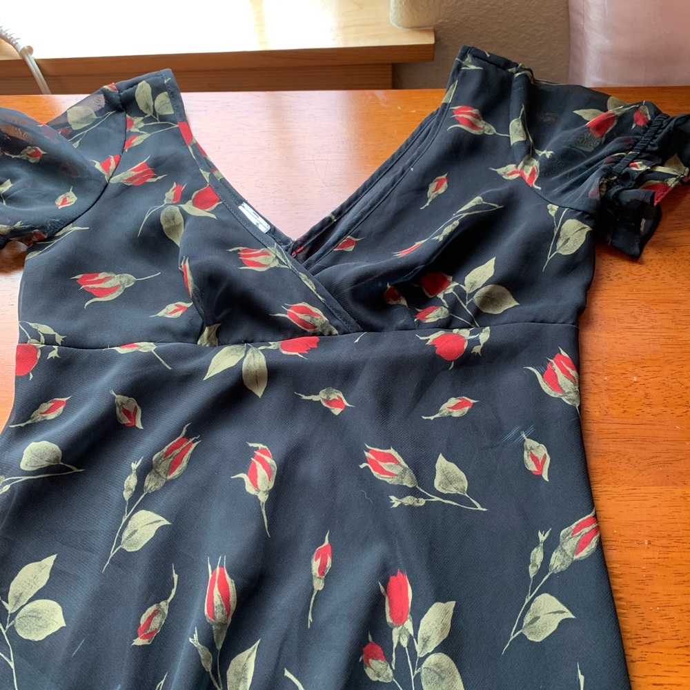 Vintage 90s Y2k Fredericks of Hollywood Black Red Midi Dress Roses Size 6 Floral - Picture 13 of 16